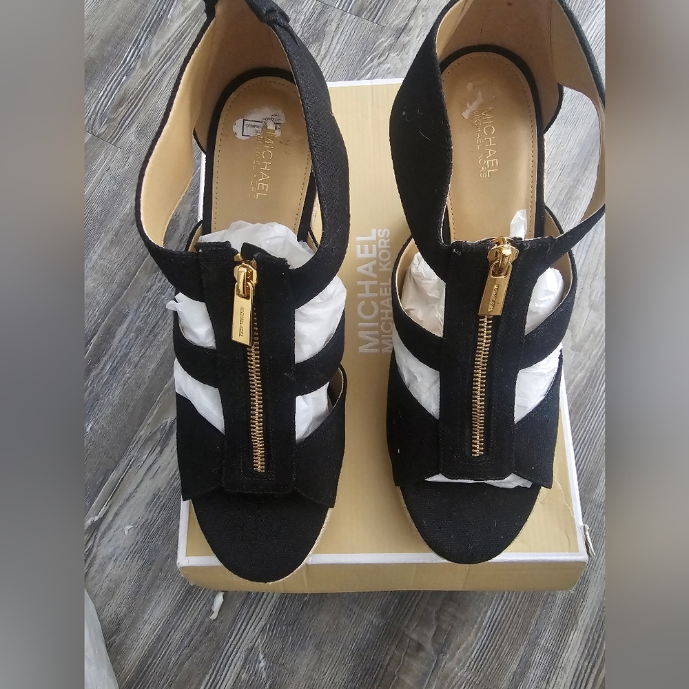 Michael kors Wedge - Picture 2 of 6